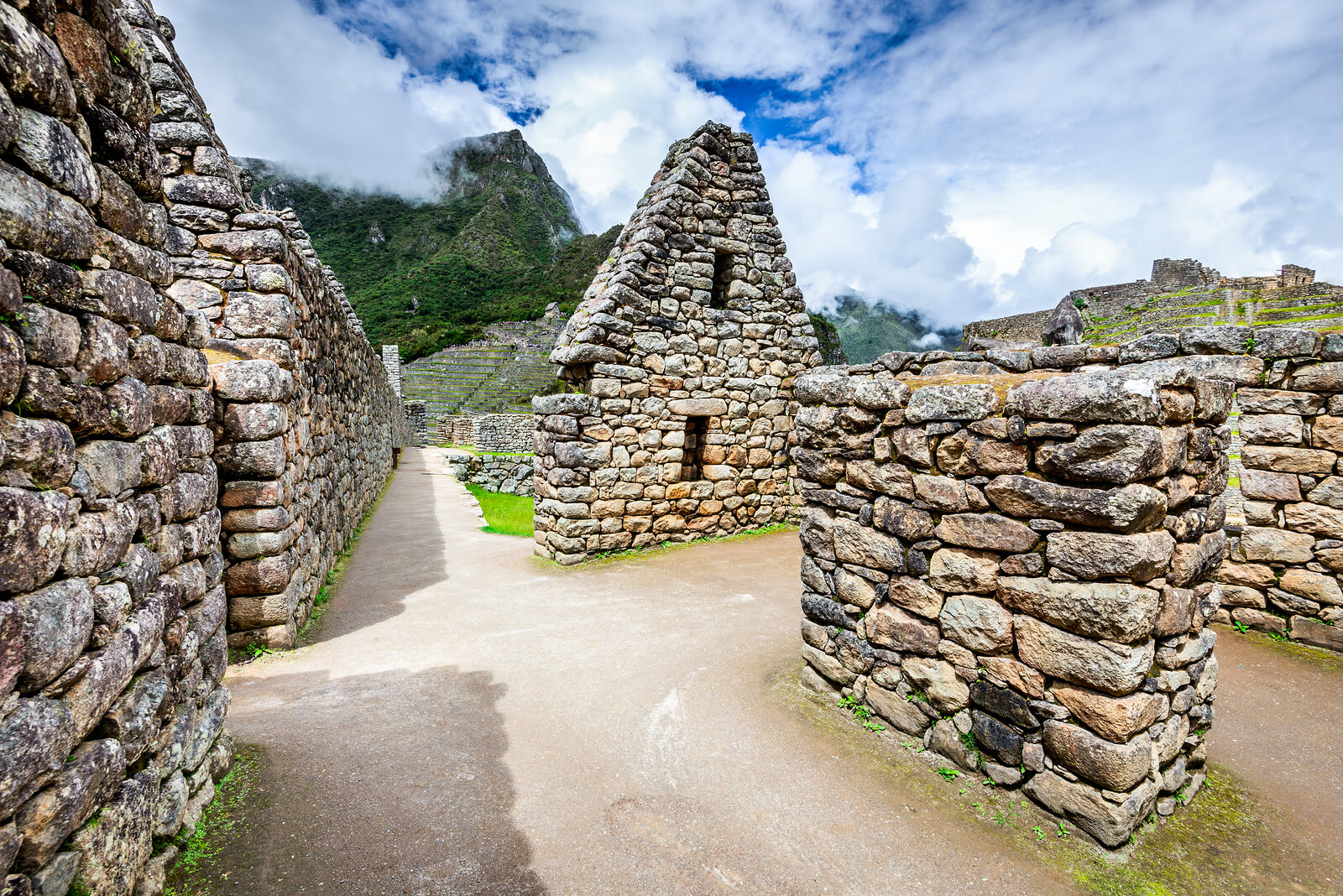 what-you-need-to-know-about-the-inca-empire-realworld-holidays